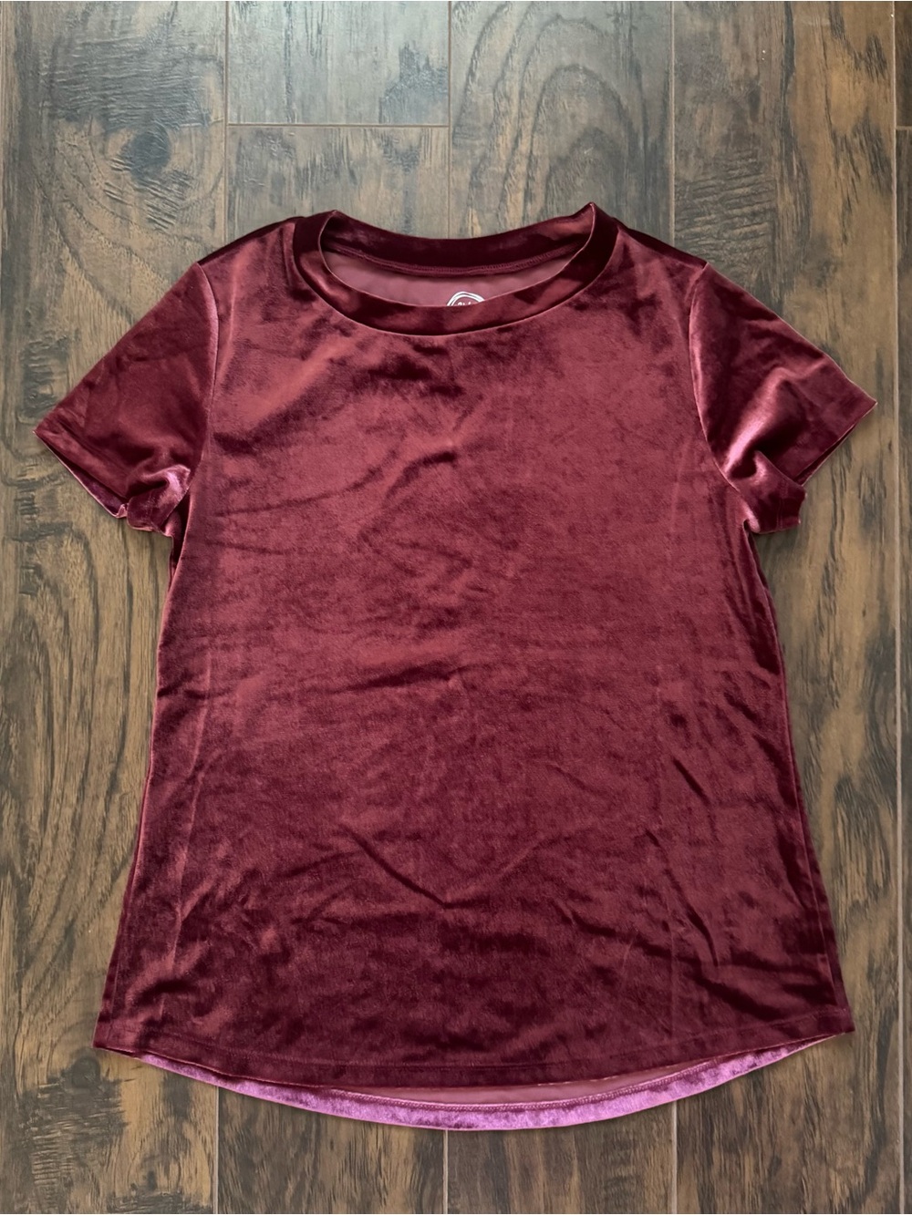 Maurices 24/7 Velvet Short Sleeve Top Burgundy Size Small